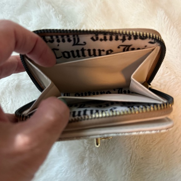 Juicy Couture Small Wallet - Picture 3 of 6